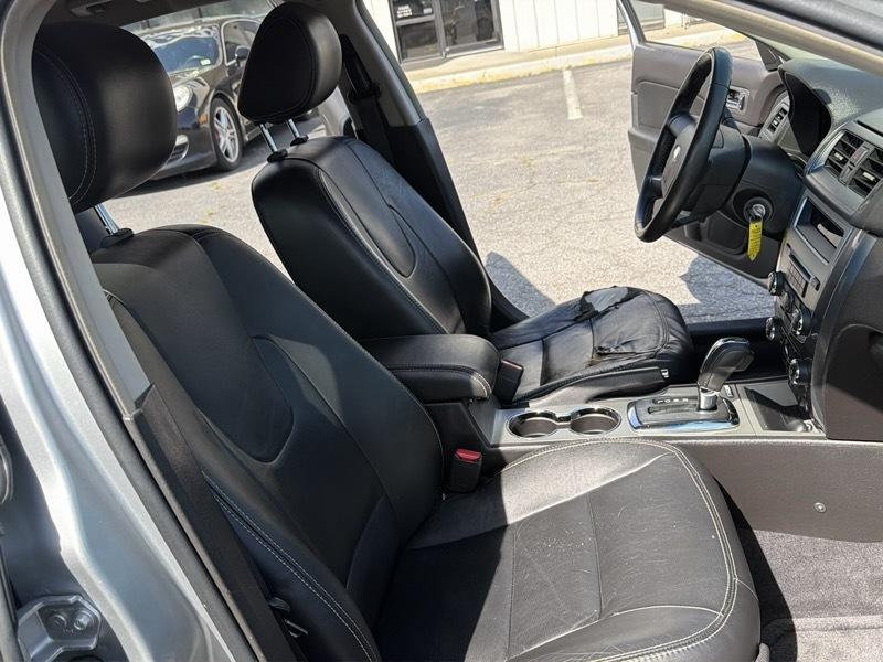 Ford Fusion I4 SEL 2011