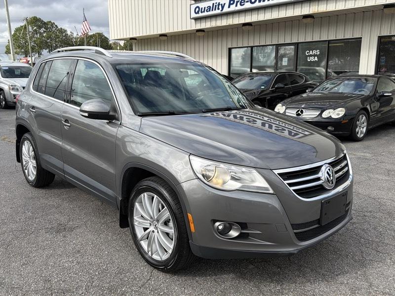 Volkswagen Tiguan SEL 2011