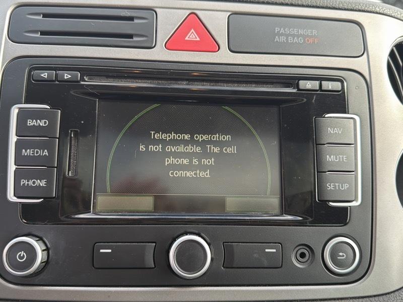 Volkswagen Tiguan SEL 2011