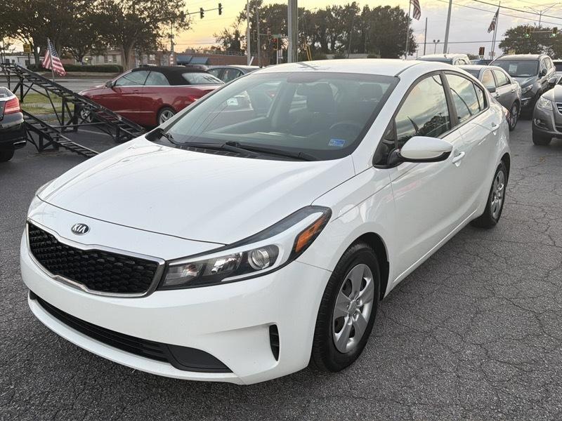 Kia Forte LX 6A 2017