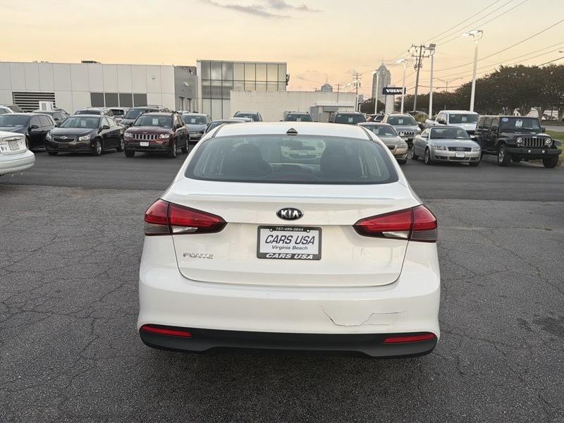 Kia Forte LX 6A 2017