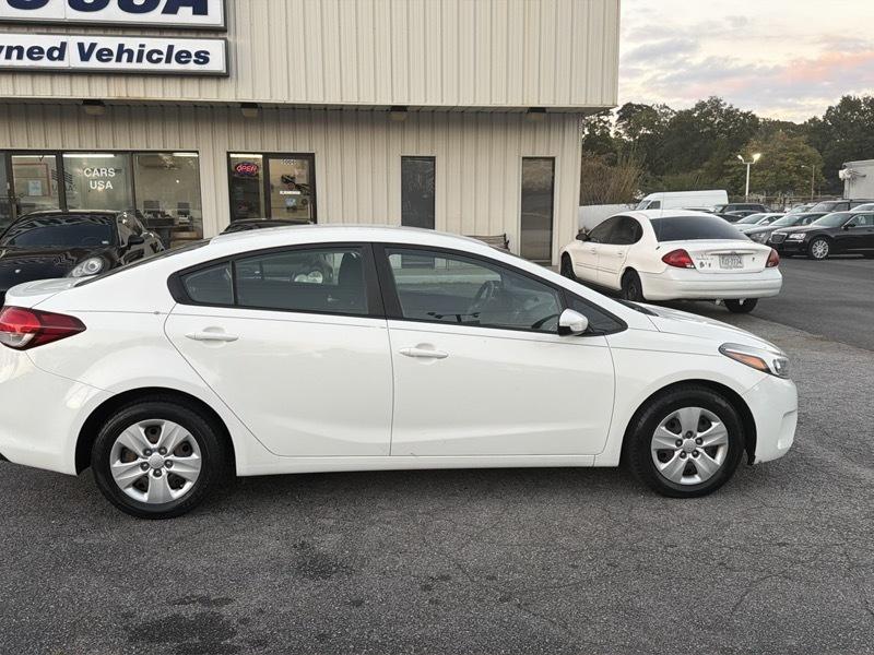 Kia Forte LX 6A 2017
