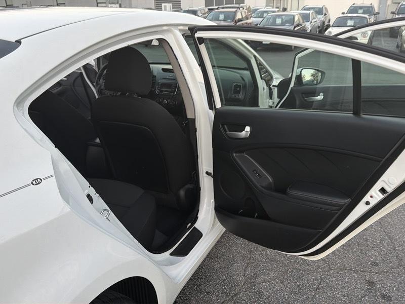 Kia Forte LX 6A 2017