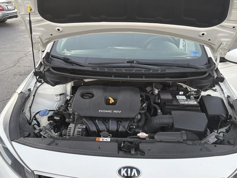 Kia Forte LX 6A 2017