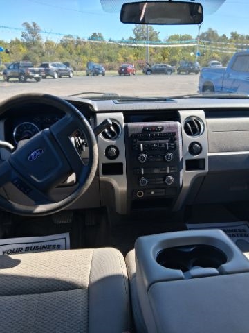 Ford F-150 Lariat SuperCrew 5.5-ft. Bed 4WD 2010