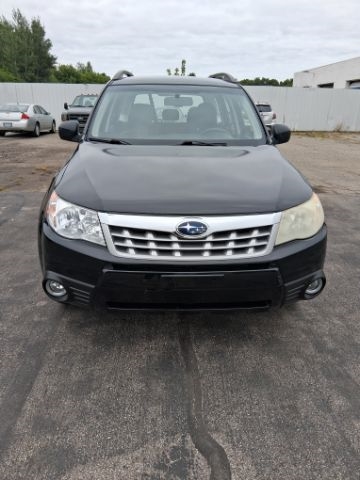 Subaru Forester 2.5X Touring 2011