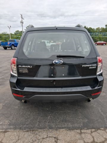 Subaru Forester 2.5X Touring 2011