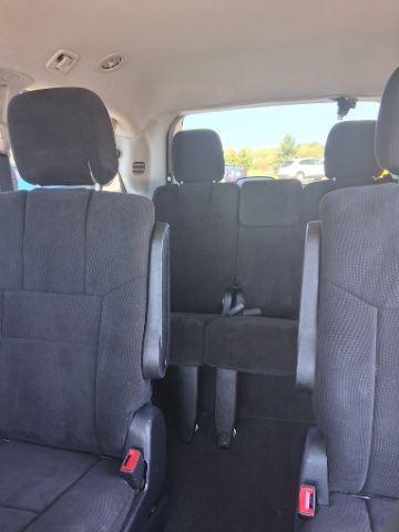 Dodge Grand Caravan SXT 2012