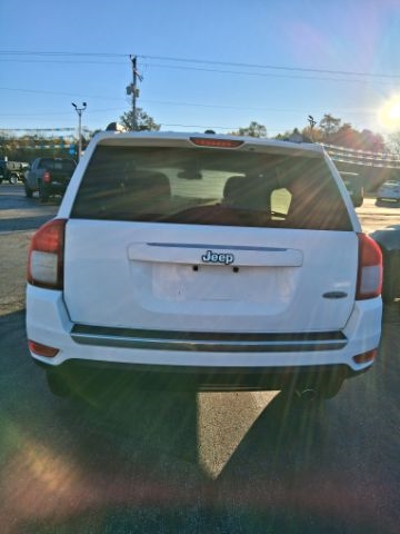 Jeep Compass Latitude FWD 2017