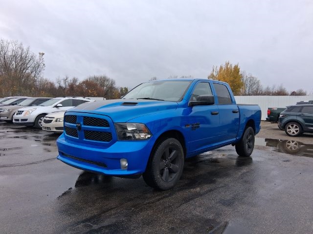 2019 RAM 1500 Classic Tradesman Crew Cab SWB 4WD