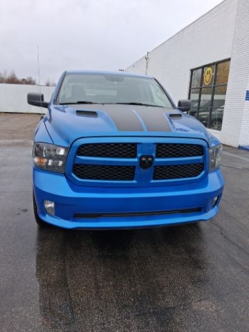 RAM 1500 Classic Tradesman Crew Cab SWB 4WD 2019