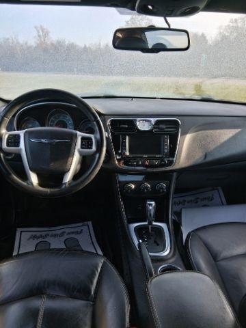 Chrysler 200 Limited 2013