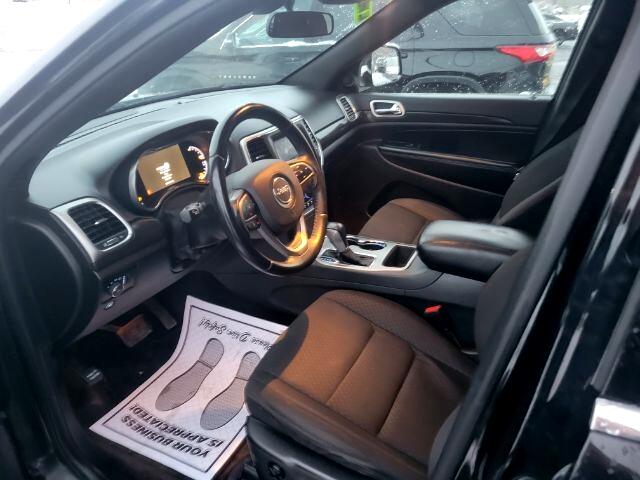 Jeep Grand Cherokee Laredo 4WD 2018