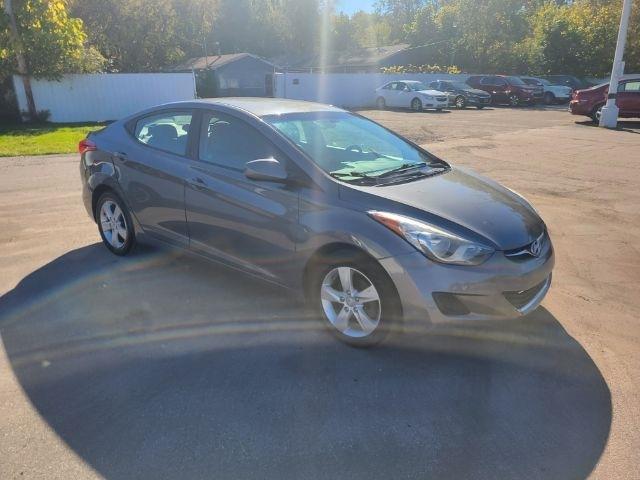 Hyundai Elantra GLS M/T 2013
