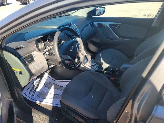 Hyundai Elantra GLS M/T 2013