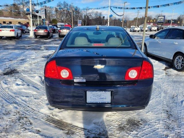 Chevrolet Malibu LS 2012