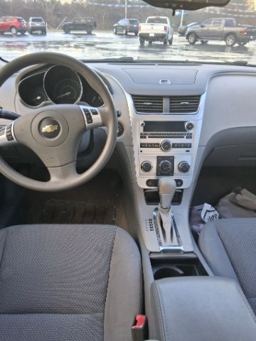 Chevrolet Malibu 1LT 2011