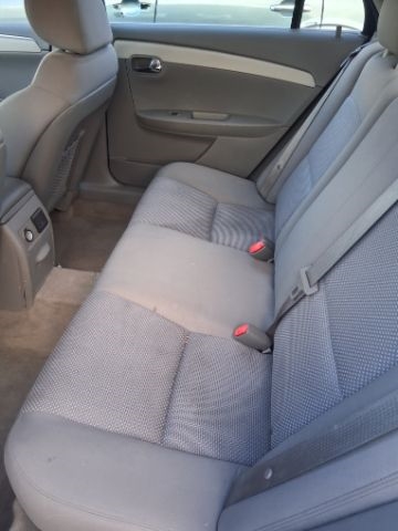 Chevrolet Malibu 1LT 2011