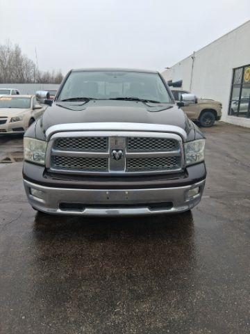RAM 1500 Laramie Crew Cab 4WD 2011