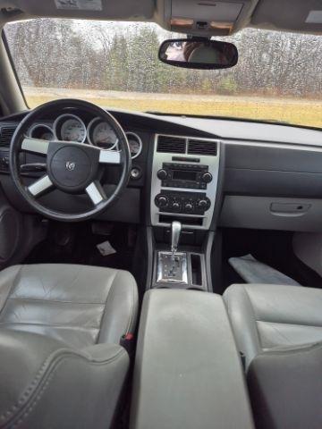 Dodge Charger SE 2007