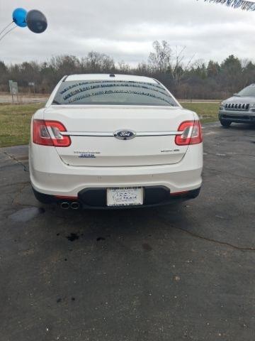 Ford Taurus SEL AWD 2012