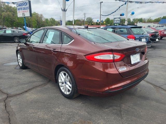 Ford Fusion SE 2016