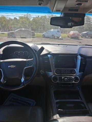 Chevrolet Suburban Premier 4WD 2017