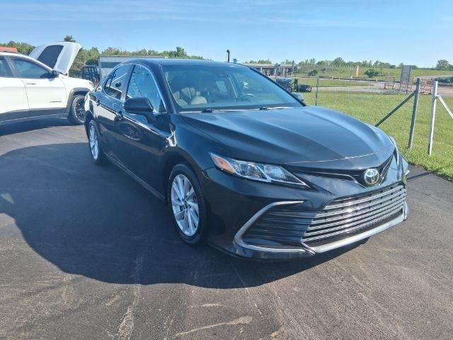Toyota Camry LE 2021