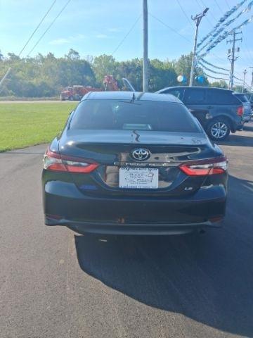 Toyota Camry LE 2021