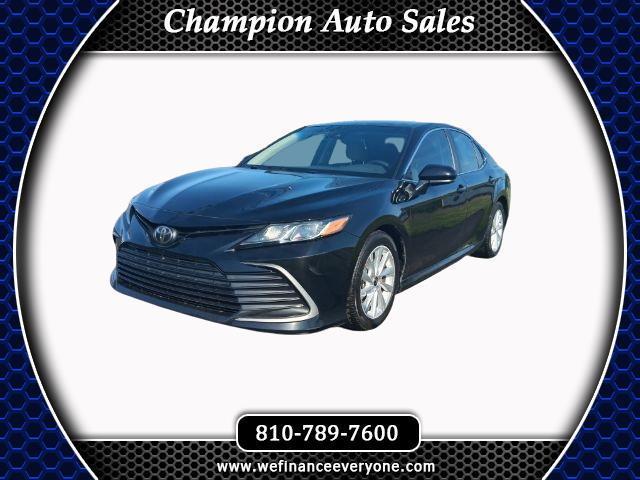 Toyota Camry LE 2021
