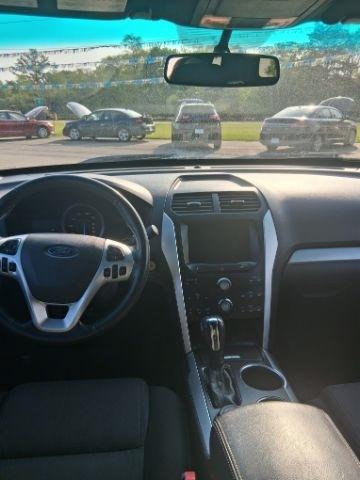 Ford Explorer XLT 4WD 2012