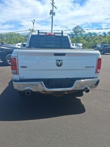 RAM 1500 Laramie Crew Cab LWB 4WD 2016