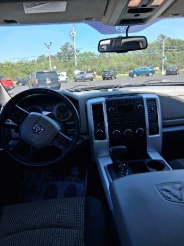 RAM 1500 SLT Quad Cab 4WD 2012