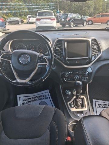 Jeep Cherokee Latitude 4WD 2015