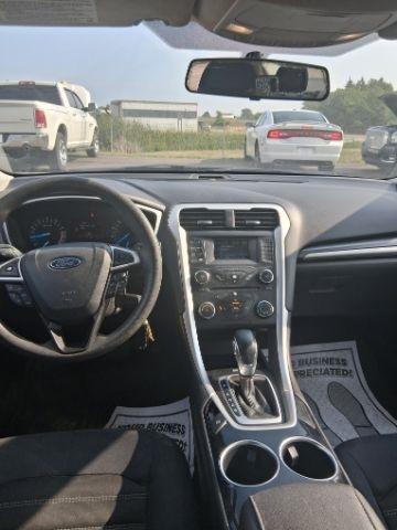Ford Fusion SE 2013