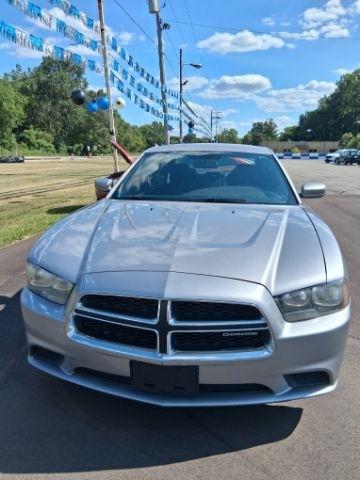 Dodge Charger SE 2011