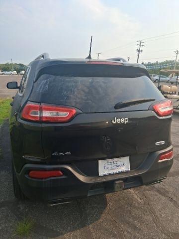 Jeep Cherokee Latitude 4WD 2016