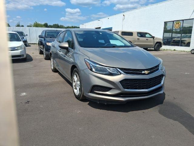 Chevrolet Cruze LT Auto Hatchback 2017