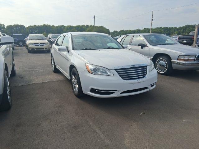 Chrysler 200 LX 2014