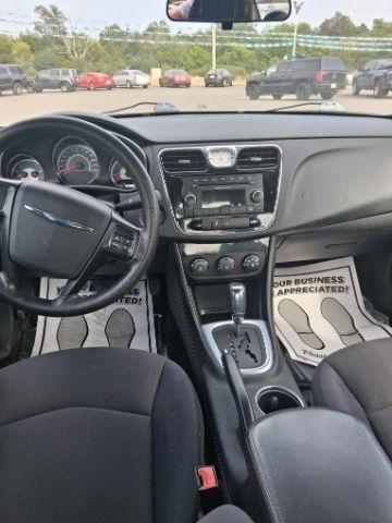 Chrysler 200 LX 2014