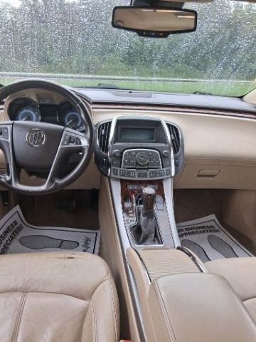 Buick LaCrosse CXL FWD 2011