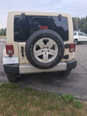 Jeep Wrangler Unlimited Sahara 4WD 2011
