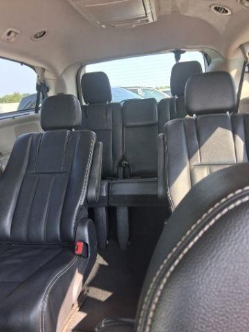 Chrysler Town & Country Touring 2016