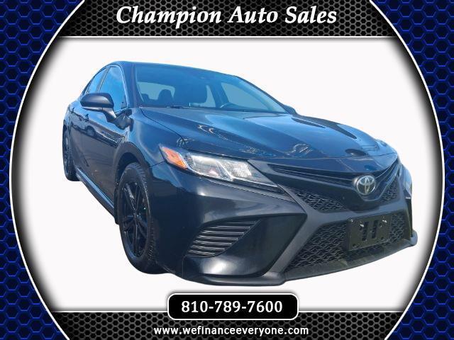2020 Toyota Camry SE