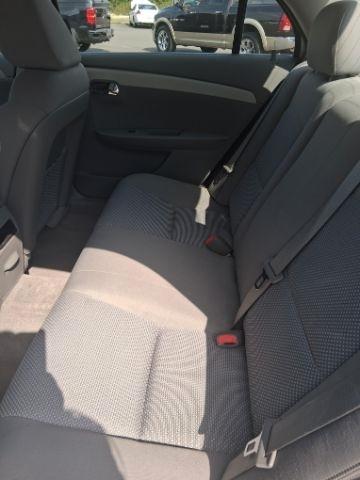Chevrolet Malibu  2011