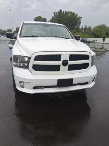 RAM 1500 Classic Tradesman Crew Cab SWB 4WD 2019