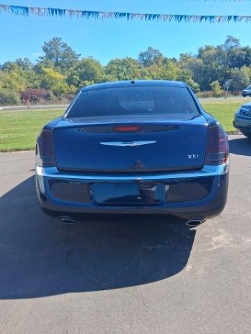 Chrysler 300 RWD 2013