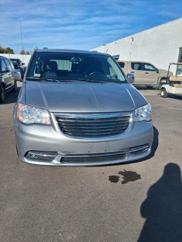 Chrysler Town & Country Touring-L 2015