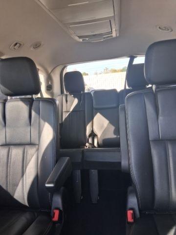 Chrysler Town & Country Touring-L 2015