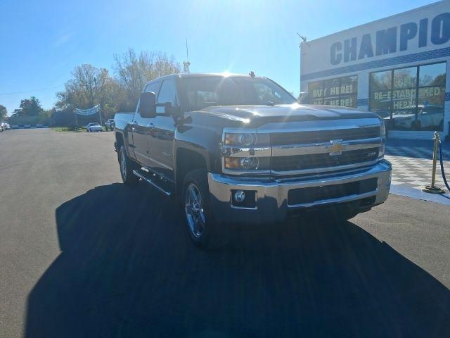 Chevrolet Silverado 2500HD LTZ Crew Cab 4WD 2015